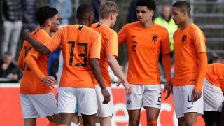 Onder 17 simpel langs Israël